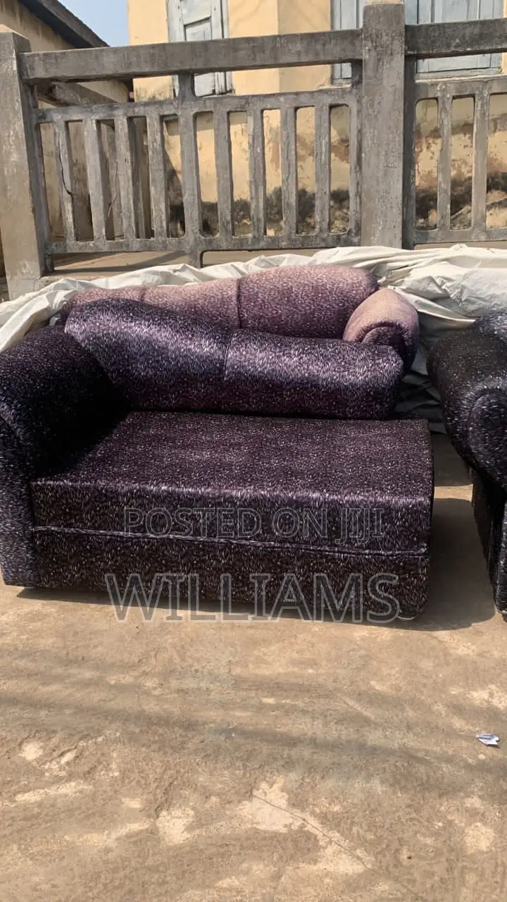 Quality Couch Rest and Sectional Seats/Sofas