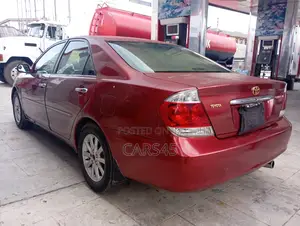 Toyota Camry 2003 Red