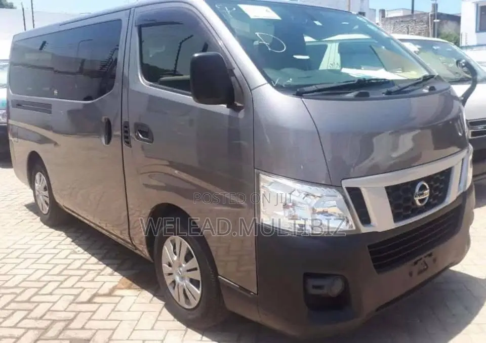 Nissan Caravan (Urvan) 2014