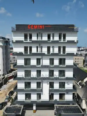 3bdrm Apartment in Lekki Phase 1 for sale