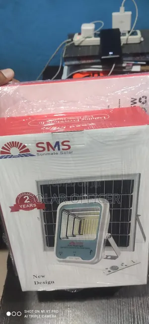 SMS Solar Square Light 200e With Pannel