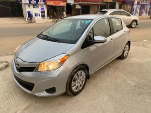 Toyota Yaris 2014 Silver