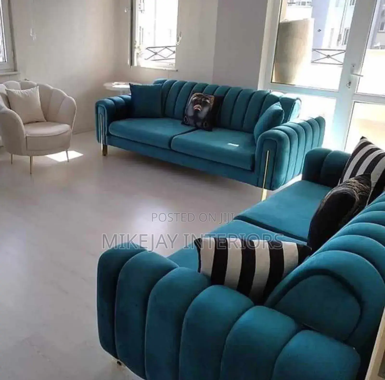 Quality Sofa Set