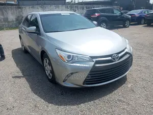 Toyota Camry 2017 Gray