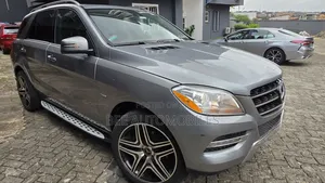 Mercedes-Benz M Class ML 350 4Matic 2012 Gray