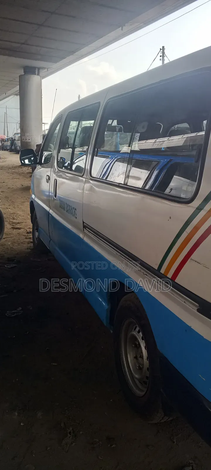 Toyota HiAce 2002 White