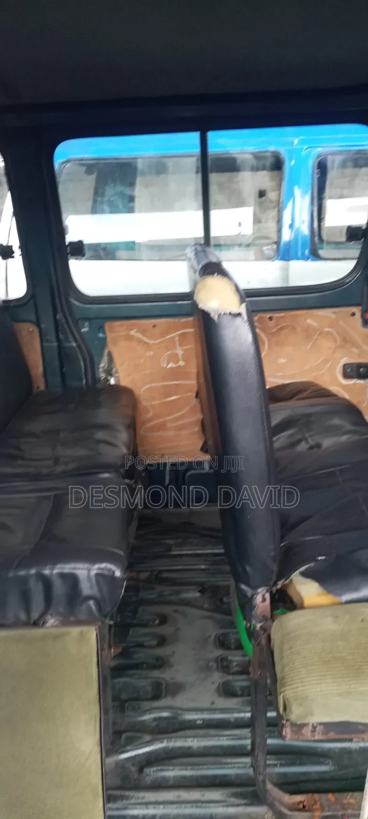 Toyota HiAce 2002 White