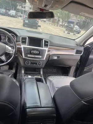 Mercedes-Benz M Class ML 350 4Matic 2012 Gray