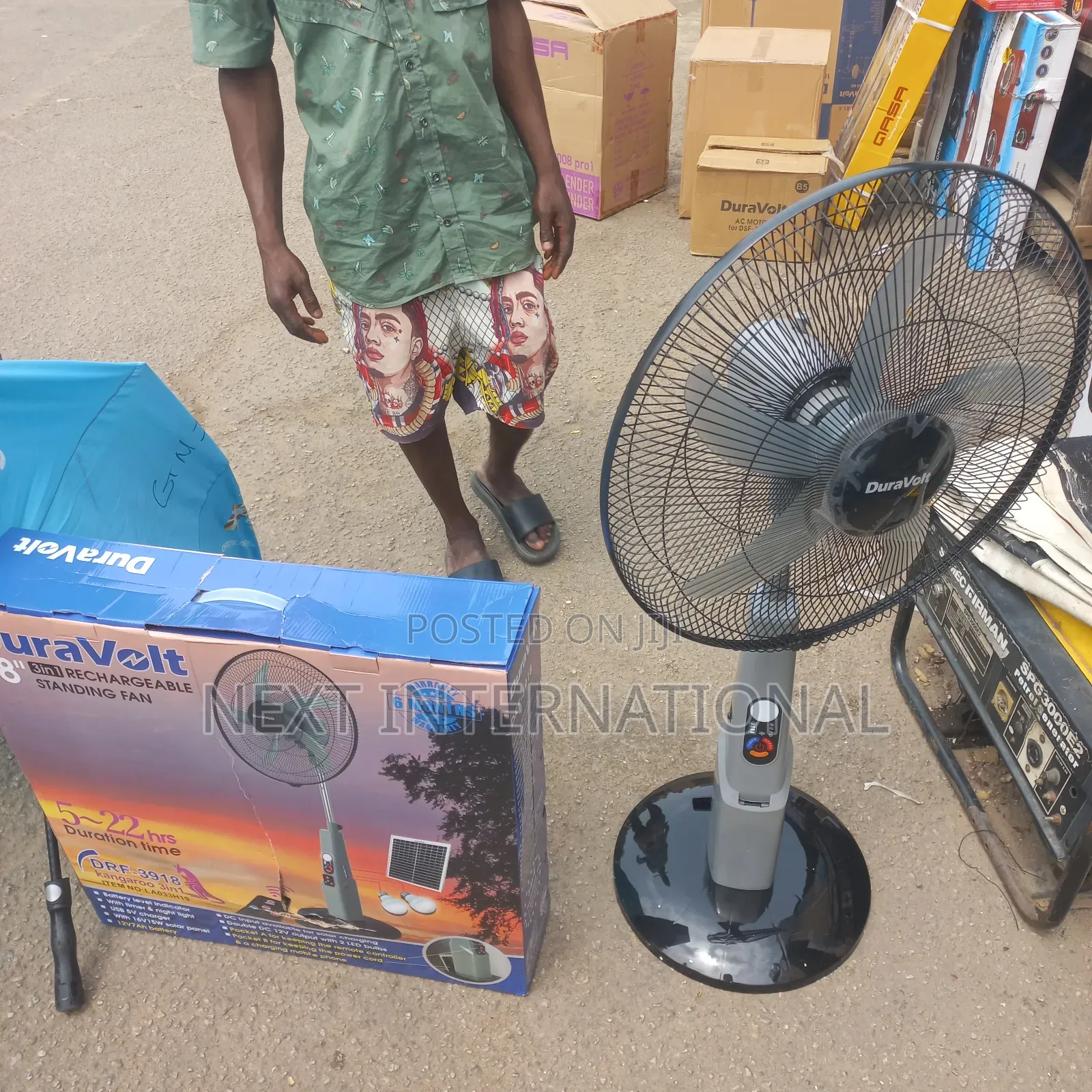 Duravolt Rechargeable Fan 18 Inches With Panel and Bulbs