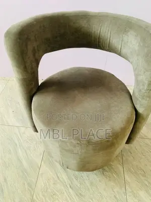 Neat Use Chairs