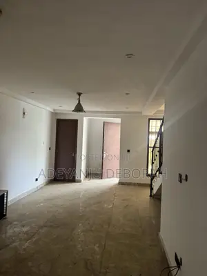 4bdrm Townhouse / Terrace in Enoch Court Estate, Kado for rent