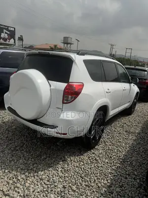 Toyota RAV4 2008 White