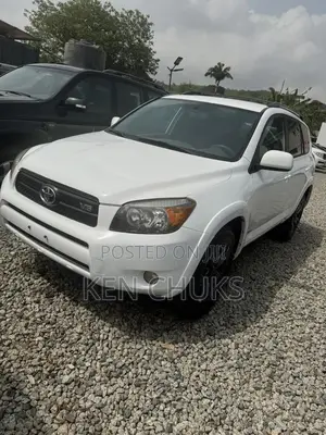 Toyota RAV4 2008 White
