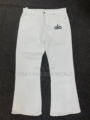 This Baggy Jeans Are Classic Not Your Regular Kind