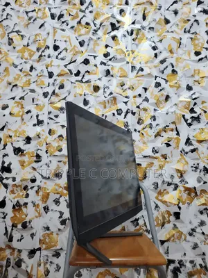 Desktop Computer Lenovo V310z AIO 8GB Intel Core i5 HDD 500GB