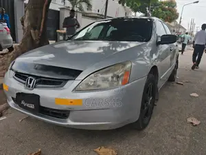 Honda Accord 2005 Silver