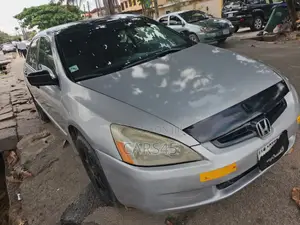 Honda Accord 2005 Silver