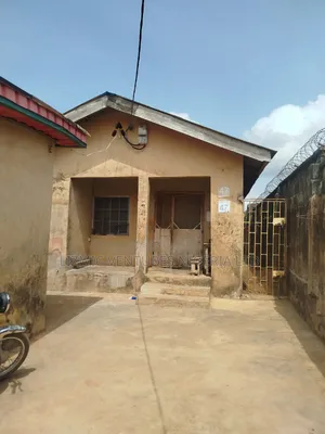 3bdrm Bungalow in Isuti, Egan for sale