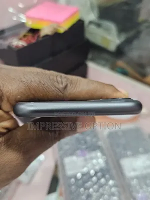 Apple iPhone 11 64 GB Black