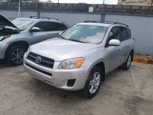 Toyota RAV4 2012 Silver
