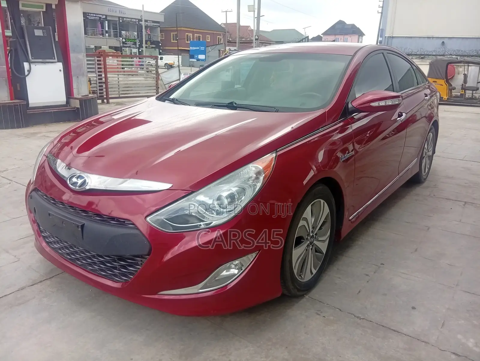 Hyundai Sonata 2013 Red
