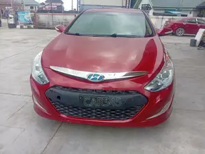 Hyundai Sonata 2013 Red