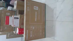 Value Pack: New Hisense 55q6q 55" Smart Qled