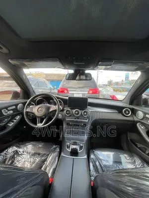 Mercedes-Benz GLC-Class 2017 White