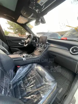 Mercedes-Benz GLC-Class 2017 White