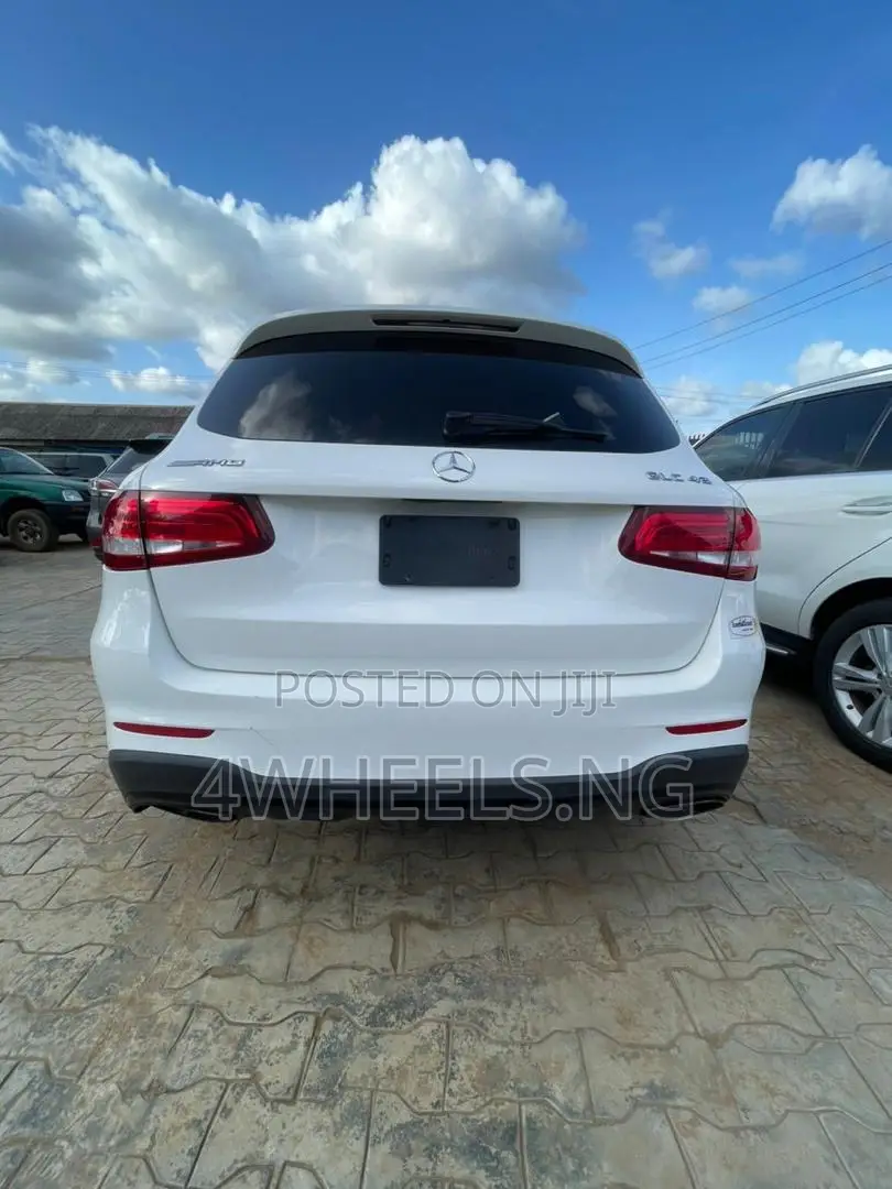 Mercedes-Benz GLC-Class 2017 White