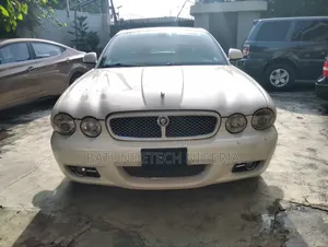 Jaguar XJ 4.2 Super V8 2009 White