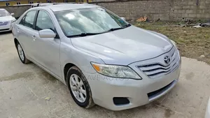 Toyota Camry 2011 Silver