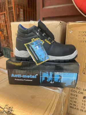 Anti Meta Safety Boot