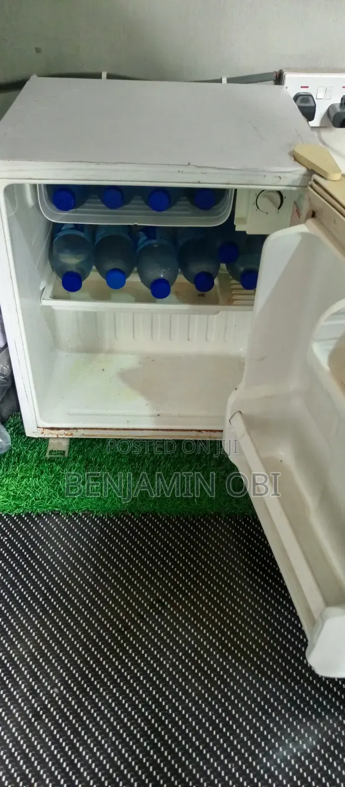 Refrigerator/Fridge