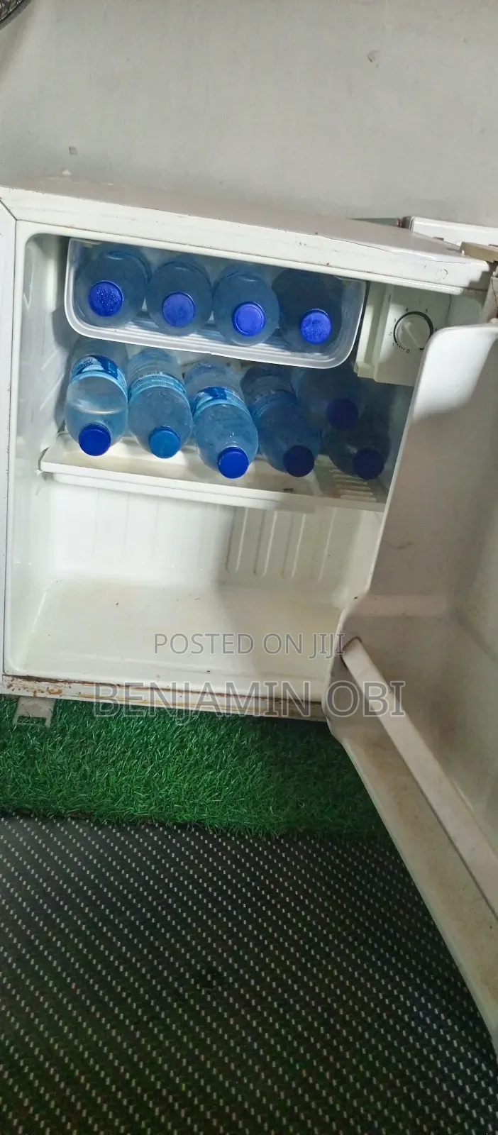 Refrigerator/Fridge
