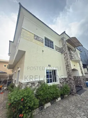 5bdrm Duplex in Chevron for rent