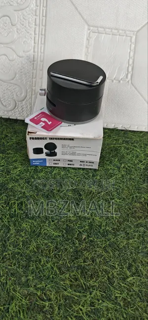 Black Magnetic Suction Phone Holder Rotation Double