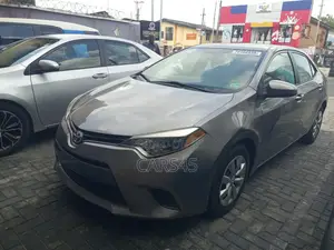 Toyota Corolla 2015 Black