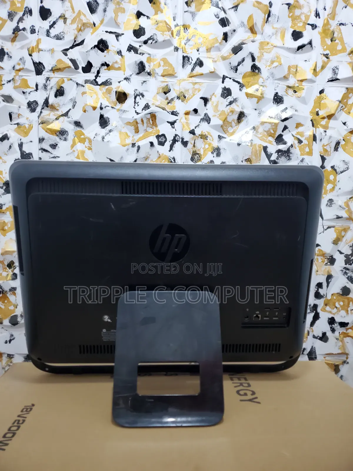 Desktop Computer HP Pavilion 24 8GB Intel Core i5 HDD 500GB