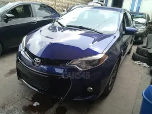 Toyota Corolla 2015 Blue