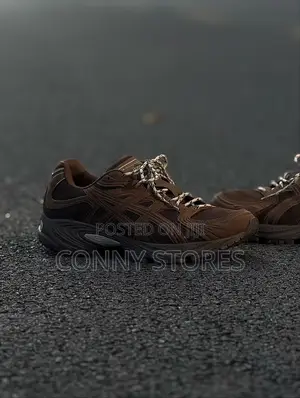Asics Gel-Kahana Tr Nexus Brown