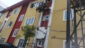 2bdrm Block of Flats in Iponri Lsdpc Estate for sale