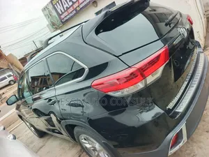 Toyota Highlander Limited 4x4 V6 (3.5L 6cyl 8A) 2018 Black