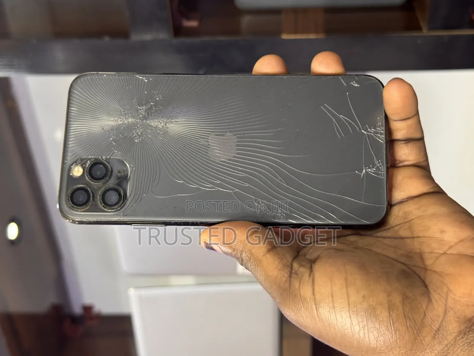 Apple iPhone 11 Pro Max 64 GB Gray