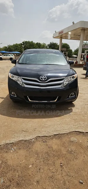 Toyota Venza LE 4dr Wagon (2.7L 4cyl 6A) 2015