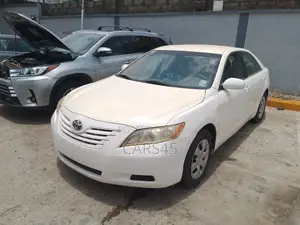 Toyota Camry 2009 White