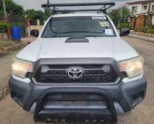 Toyota Tacoma Acces Cab 4x2 PreRunner 2.7L 4-Cyl. 4-Speed Automatic