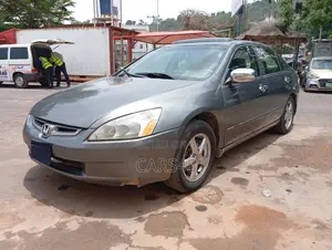 Honda Accord 2004 Gray