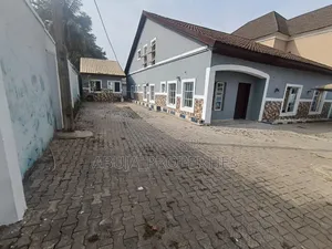 4bdrm Bungalow in Wuse for rent