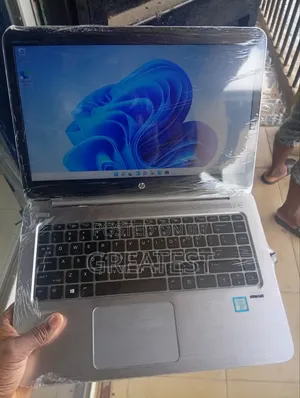 New Laptop HP EliteBook Folio 1040 G3 8GB Intel Core i5 SSD 256GB